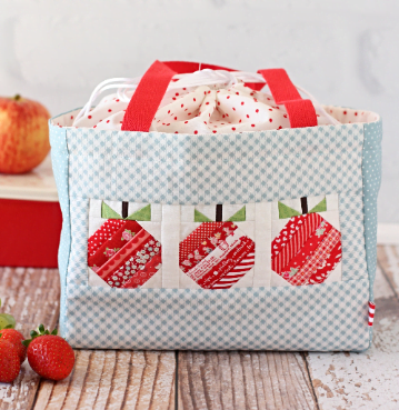 Apple Lunch Tote - A Spoonful of Sugar Shop