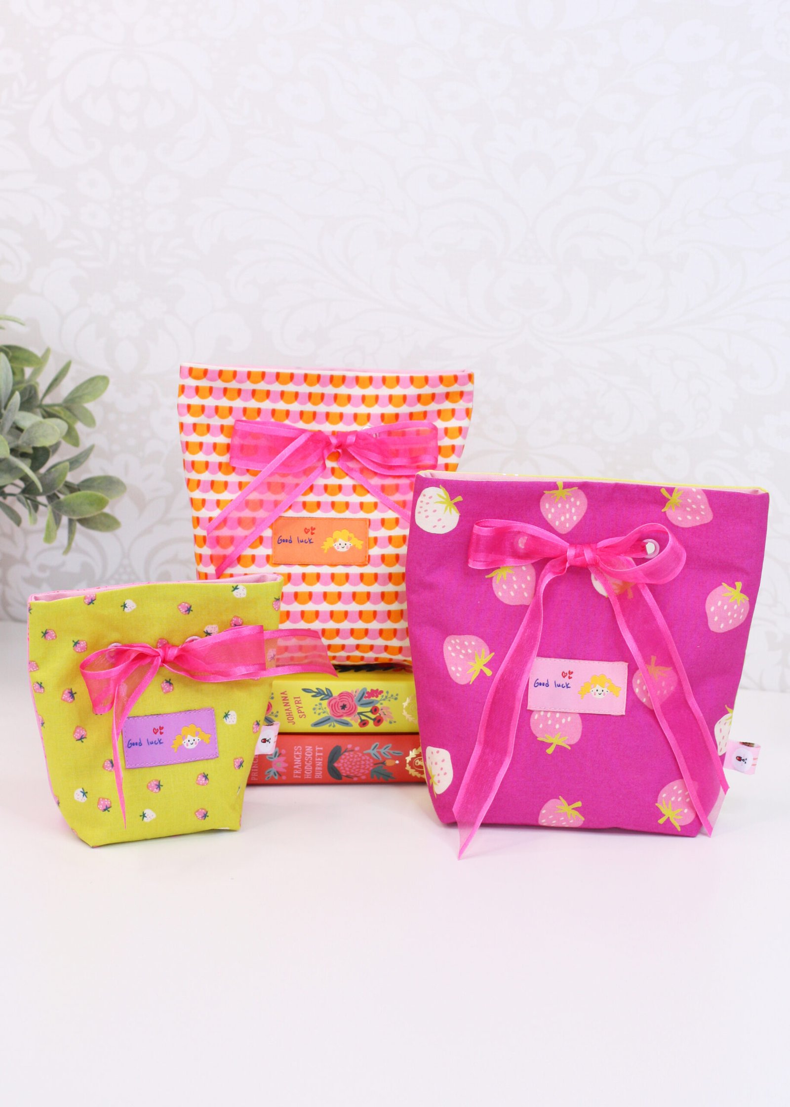 Ribbon Pouch (3 Sizes)