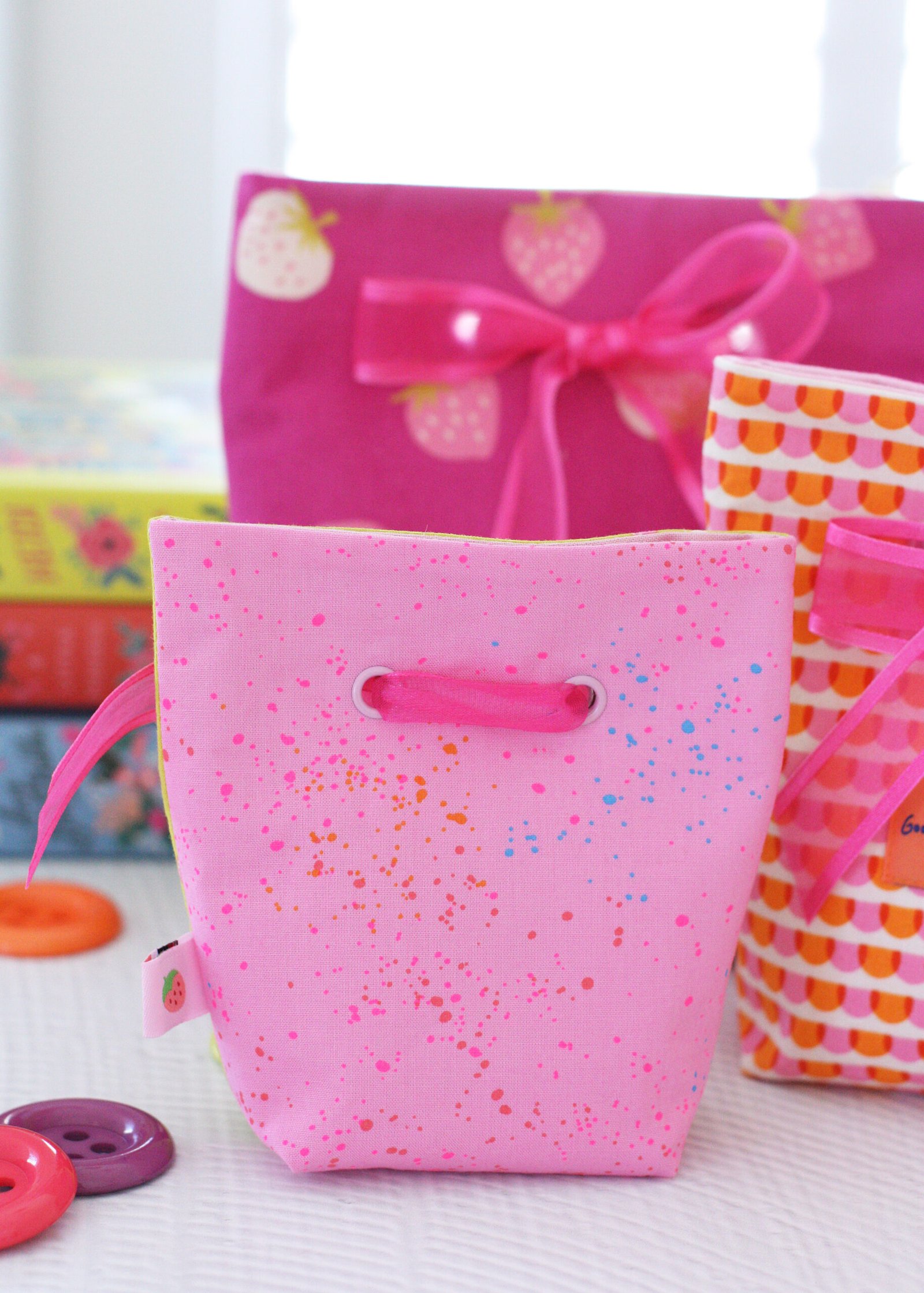 Ribbon Pouch (3 Sizes)