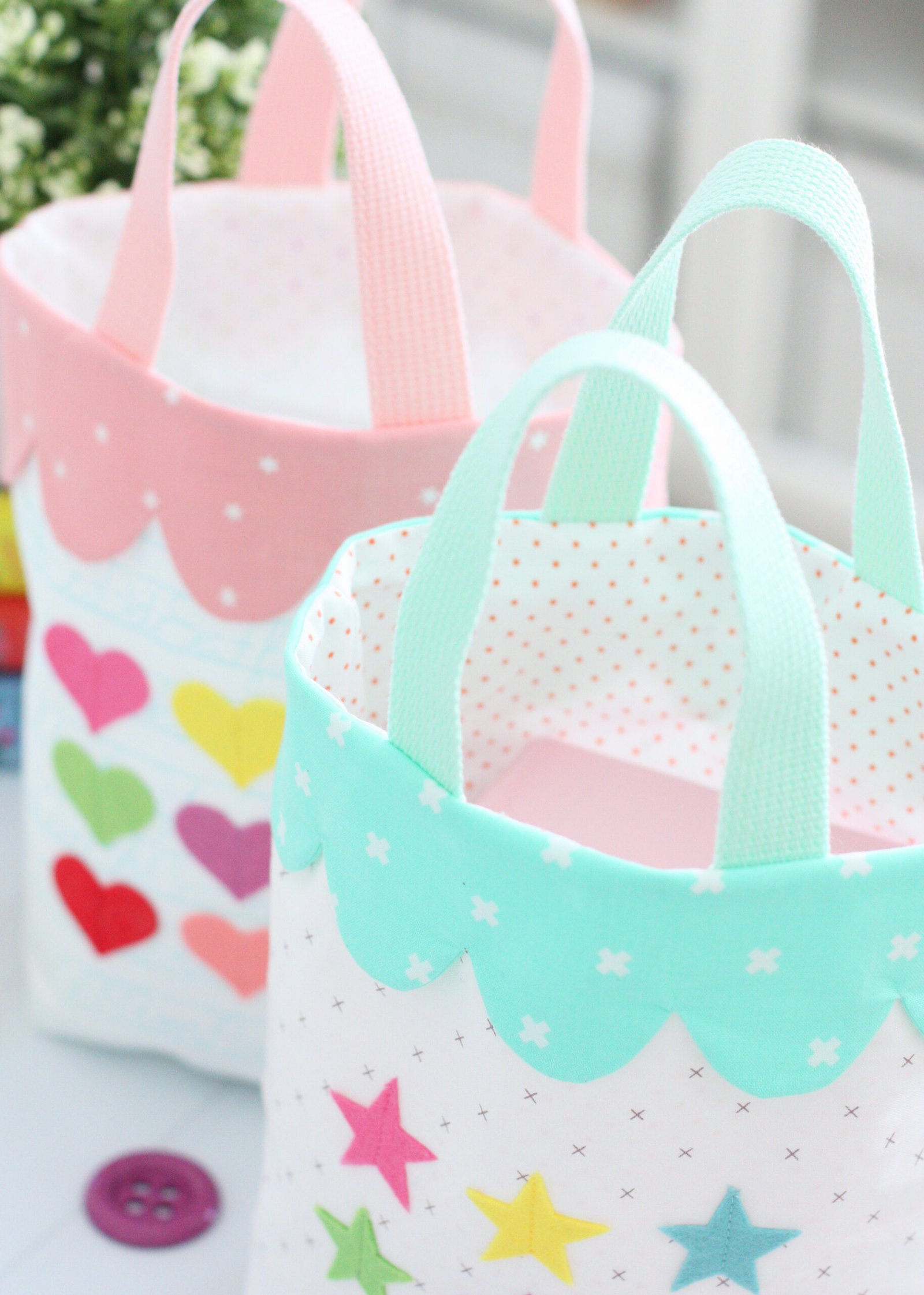 Scalloped Gift Bag