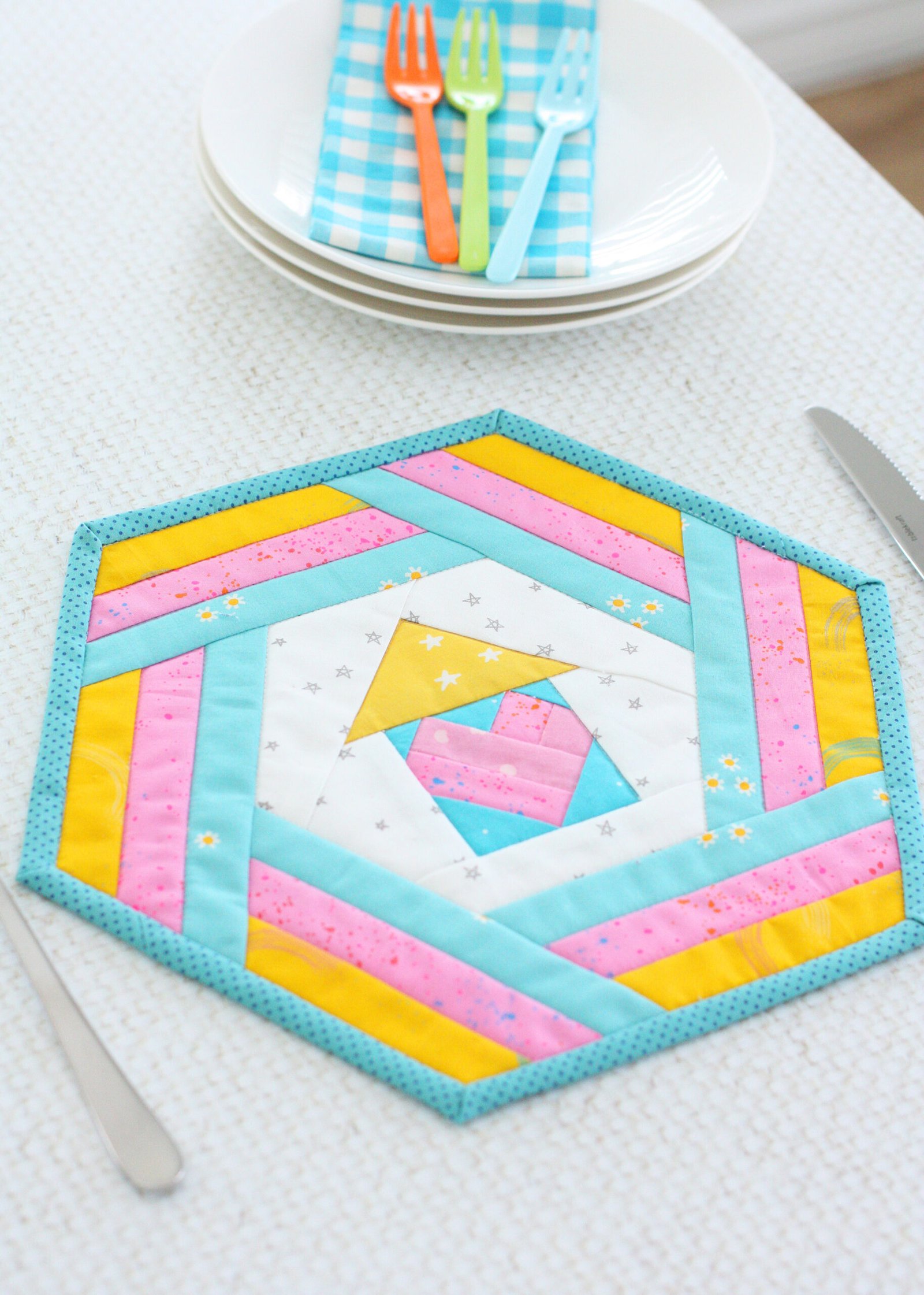 Hexie House Placemat (2 Sizes)