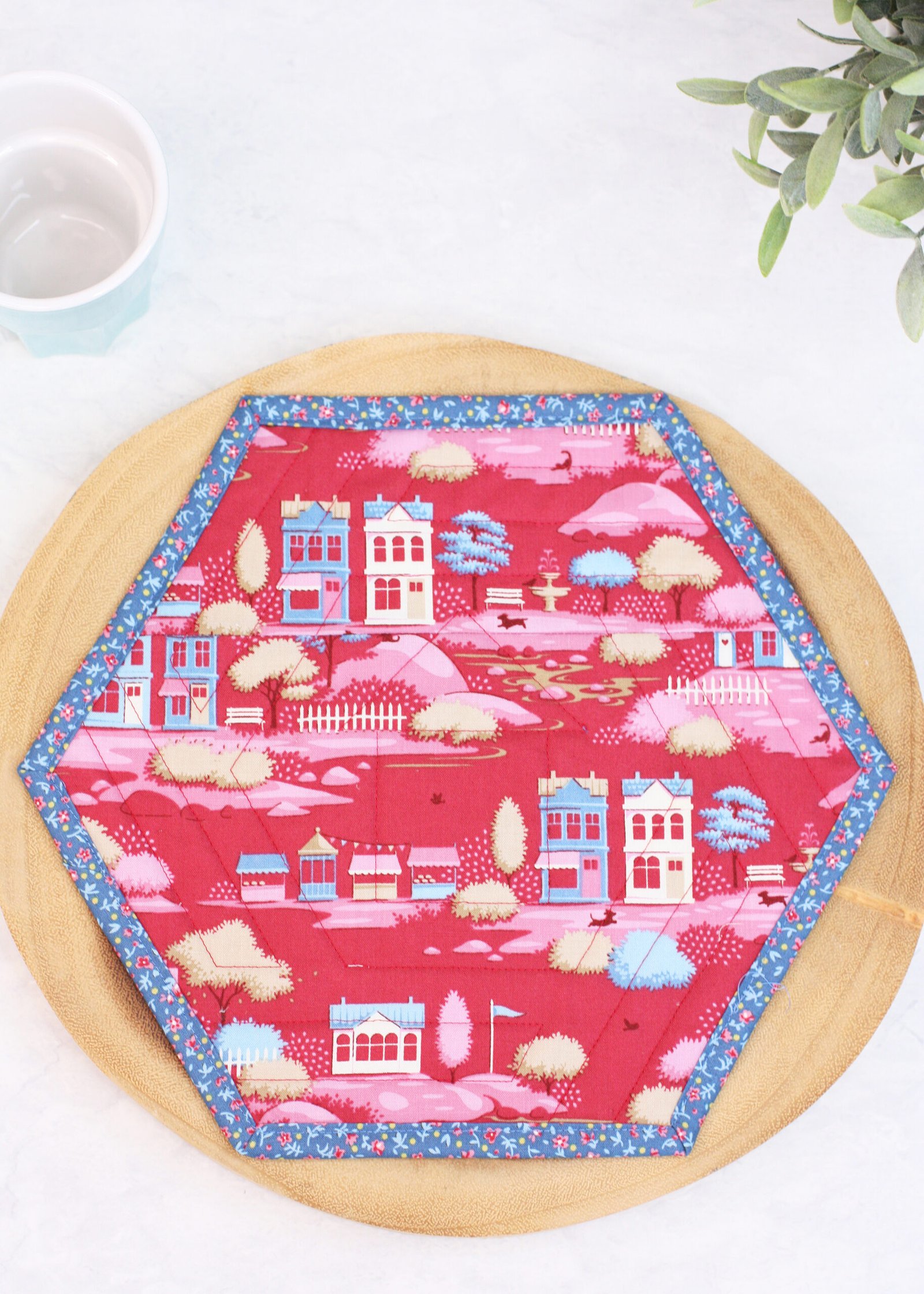 Hexie House Placemat (2 Sizes)